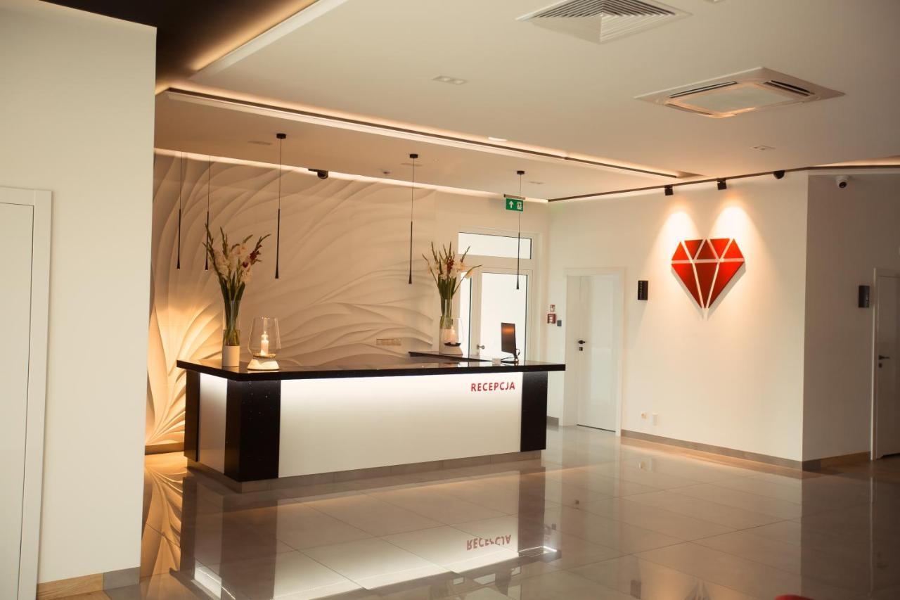 Hotel Rubin Stara Blotnica ภายนอก รูปภาพ