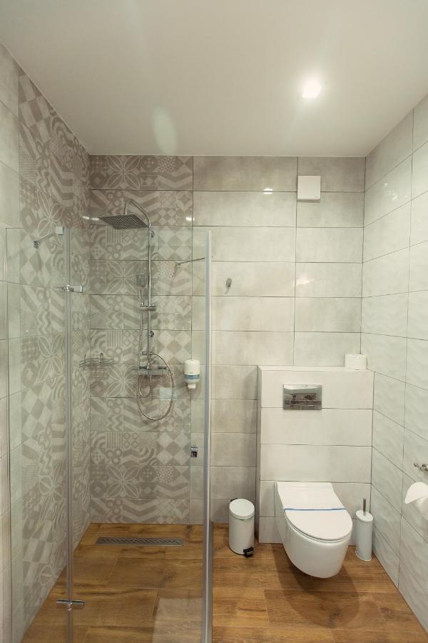 Hotel Rubin Stara Blotnica ภายนอก รูปภาพ